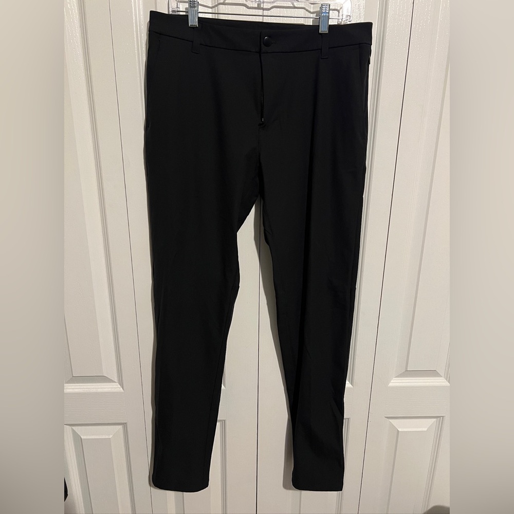 Lululemon Athletica Men's Black Dress Pants